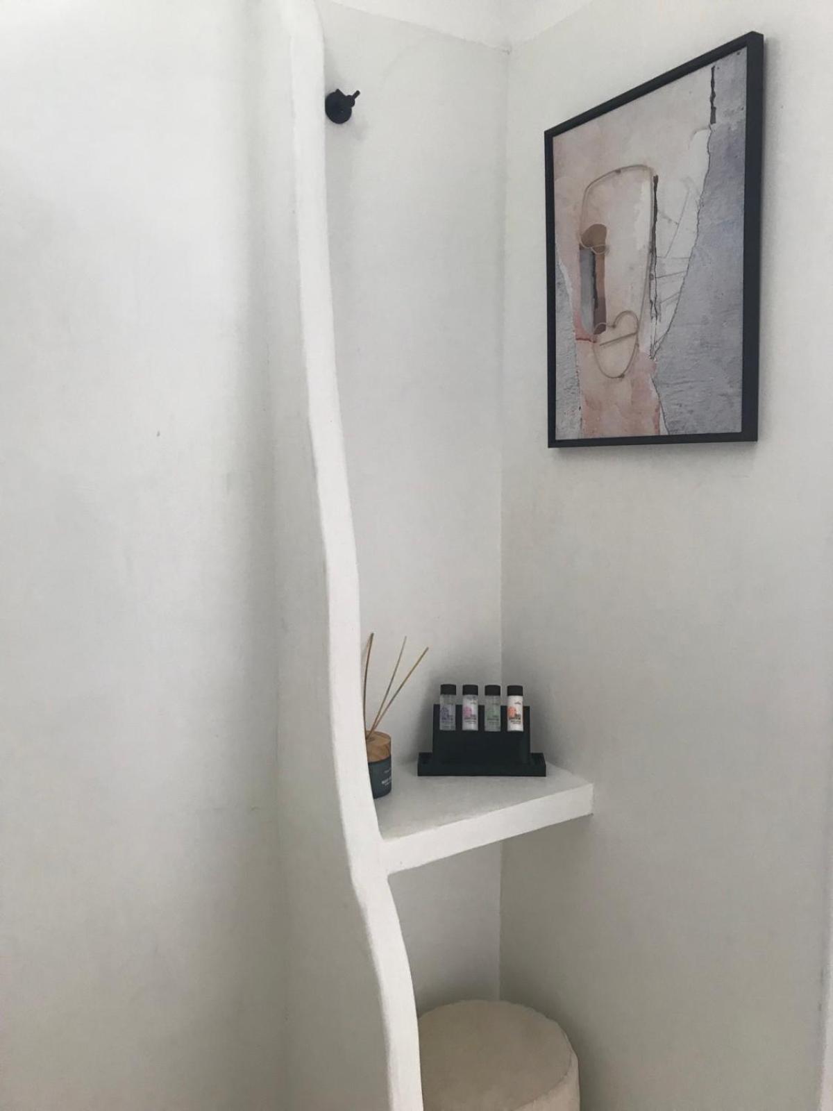 Morpheus Rooms Kini Ngoại thất bức ảnh